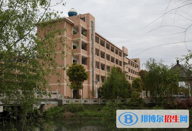 海鹽縣理工學(xué)校2020年宿舍條件