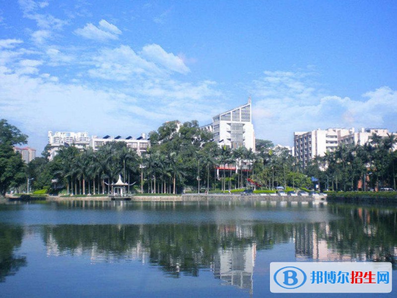 麻城宋埠職業(yè)高級中學(xué)2020年報名條件、招生要求、招生對象