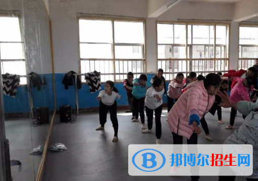 永豐職業(yè)中等專業(yè)學(xué)校2020年報(bào)名條件、招生要求、招生對象
