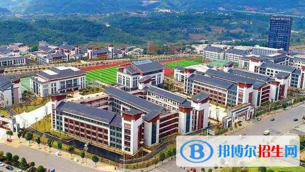 大方綜合職業(yè)技術(shù)學(xué)校2020年報(bào)名條件、招生要求、招生對(duì)象