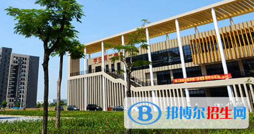 東莞理工學(xué)校地址在哪里