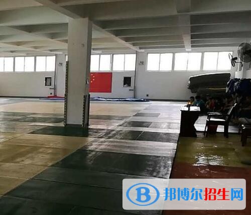 開封體育運動學校2021年招生辦聯(lián)系電話