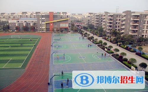 成都2020年初中生可以學鐵路學校嗎