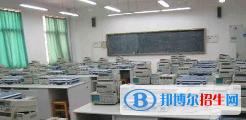 貴州機(jī)電技工學(xué)校2020年報(bào)名條件、招生要求、招生對(duì)象