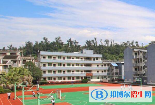 蒼南縣金鄉(xiāng)職業(yè)學校2020年宿舍條件