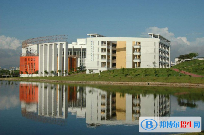 公安三星中等職業(yè)學(xué)校怎么樣、好不好