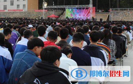 貴陽電子職業(yè)學校2020年招生辦聯系電話