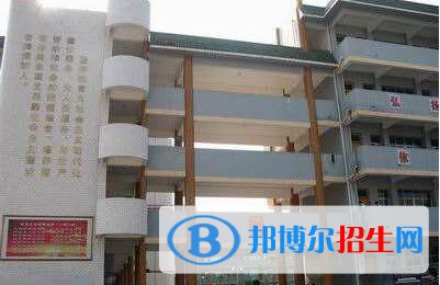 印江中等職業(yè)學(xué)校2020年學(xué)費(fèi)、收費(fèi)多少