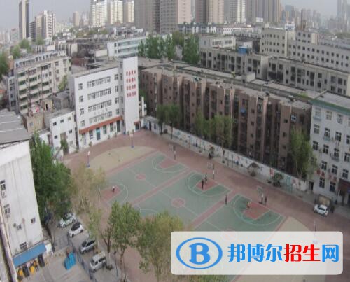 鄭州經(jīng)濟(jì)貿(mào)易學(xué)校怎么樣、好不好
