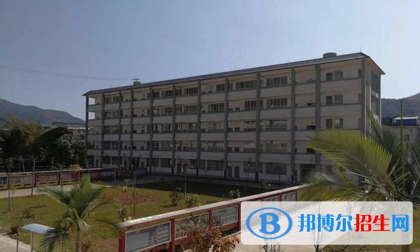 孟連縣職業(yè)高級中學(xué)怎么樣、好不好