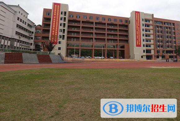 六盤水千惠職業(yè)技術(shù)學(xué)校怎么樣、好不好