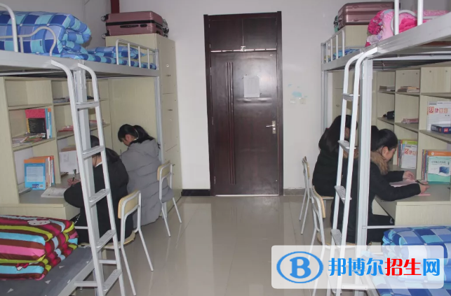 黃岡中等職業(yè)學(xué)校ss