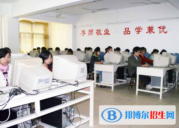 興國興旺職業(yè)技術(shù)學校2020年招生辦聯(lián)系電話