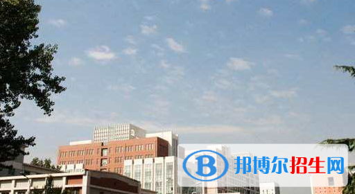 北流衛(wèi)生學(xué)校2020年報(bào)名條件、招生要求、招生對(duì)象