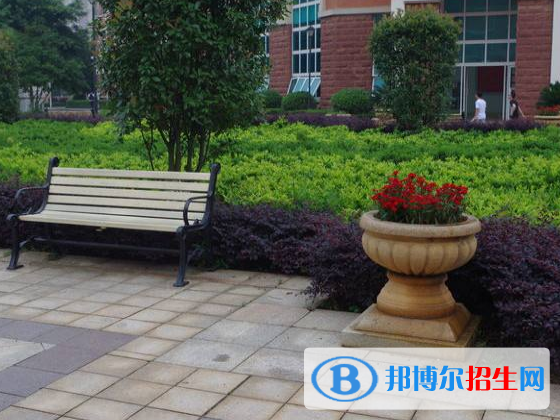 三門峽財經(jīng)學(xué)校2021年招生辦聯(lián)系電話