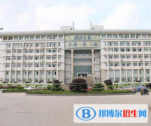 湘潭計(jì)算機(jī)職業(yè)技術(shù)學(xué)校2020年報(bào)名條件、招生要求、招生對(duì)象