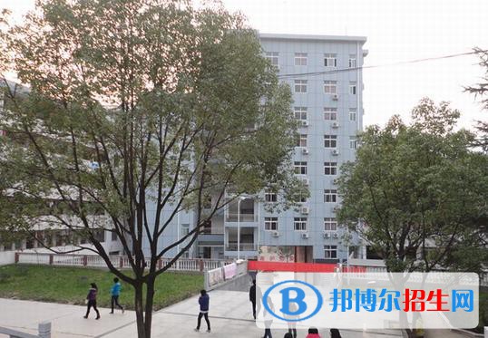 ?？德毥讨行膶W校2020年宿舍條件