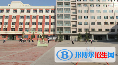 甘肅建筑材料工業(yè)學(xué)校2020年報名條件、招生要求、招生對象