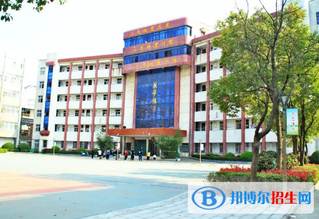 孝感工業(yè)學校2020年報名條件、招生要求、招生對象