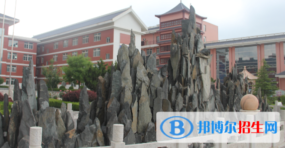 平?jīng)隼砉ぶ械葘I(yè)學(xué)校2020年招生辦聯(lián)系電話