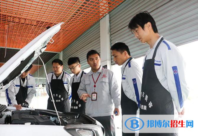 廣州2020年初中生上汽修學校
