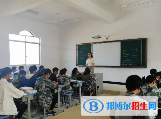 德安中等職業(yè)技術(shù)學(xué)校2020年報名條件、招生要求、招生對象