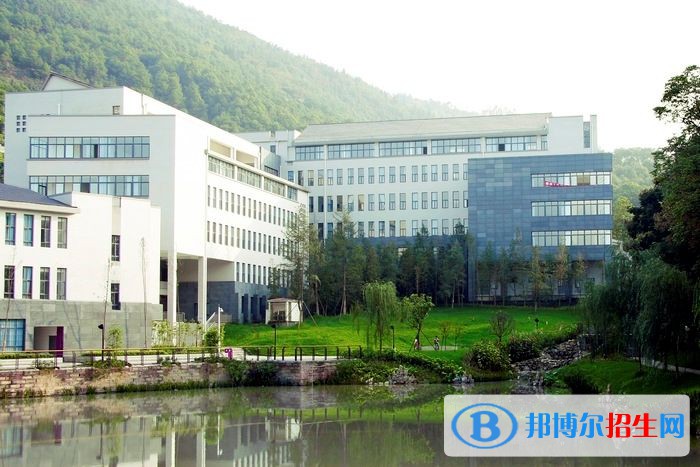 京山職教中心怎么樣、好不好