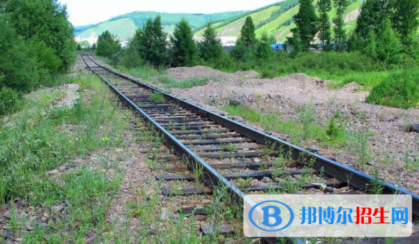 武漢2020年中專鐵路學校升大專