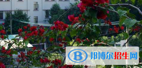 廣西梧州財經(jīng)學校2020年招生辦聯(lián)系電話 