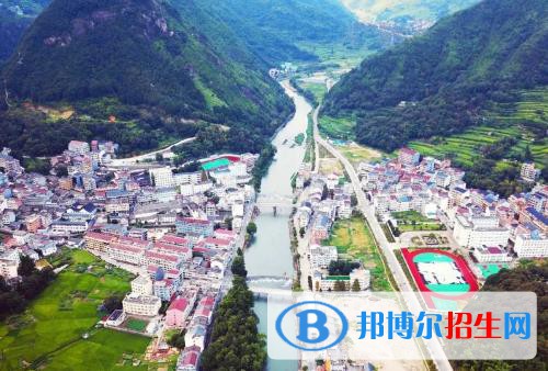永嘉縣四川中學(xué)怎么樣、好不好