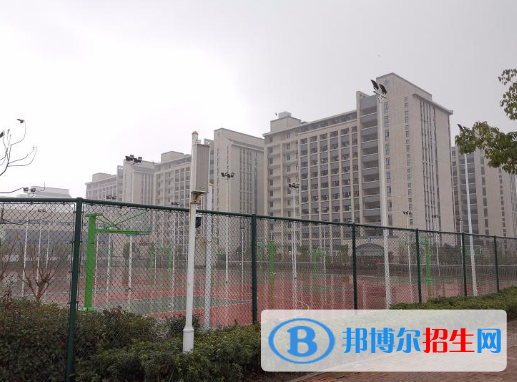 合肥工業(yè)學(xué)校2020年報名條件、招生要求、招生對象