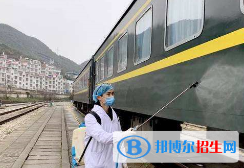 寶雞2020年初中生報什么鐵路學校好