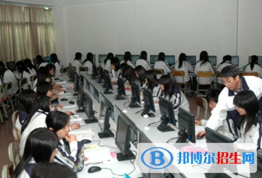 廣州汽修學校有女生嗎