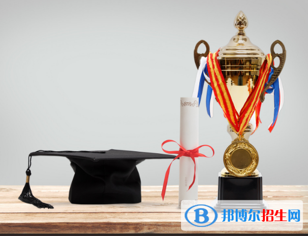 長(zhǎng)沙2020年鐵路學(xué)校中專升大專考什么