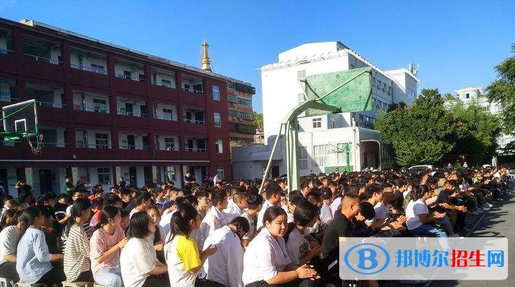 洛陽(yáng)旅游學(xué)校2021年報(bào)名條件、招生要求、招生對(duì)象