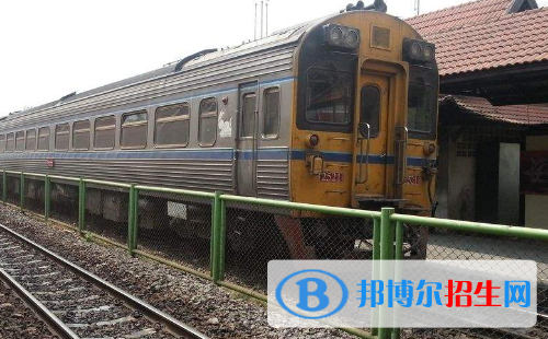 六盤水2020年400分能上鐵路學(xué)校嗎