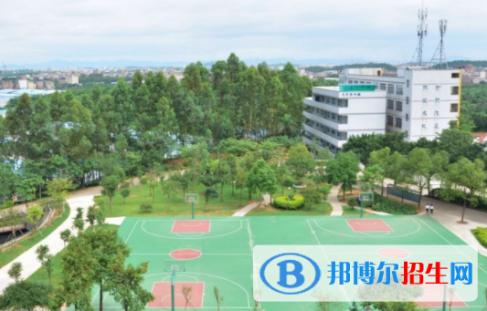 廣東省高新技術(shù)高級技工學(xué)校9