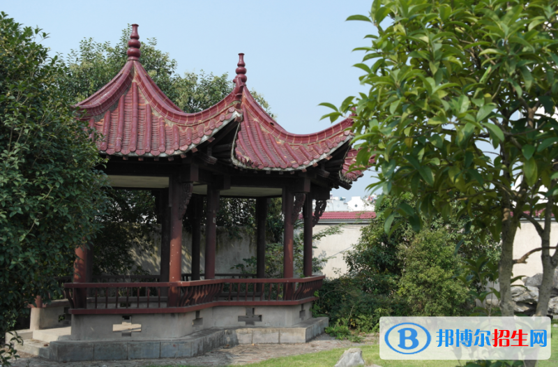 安徽徽州學(xué)校學(xué)校怎么樣、好不好