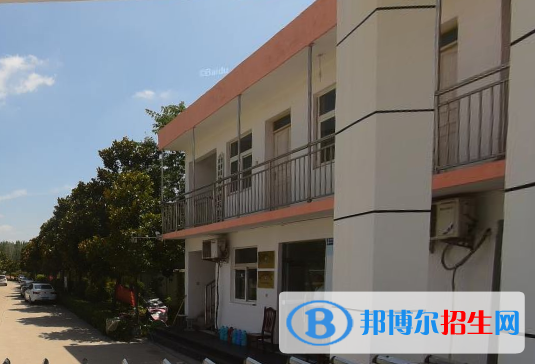 阜陽(yáng)計(jì)算機(jī)學(xué)校2020年報(bào)名條件、招生要求、招生對(duì)象