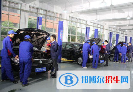 重慶2022年汽修學校什么專業(yè)適合男生
