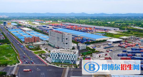 成都2020年鐵路學校是什么意思