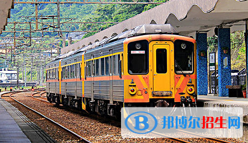 六盤水2020年讀鐵路學校什么專業(yè)最好