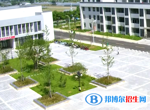 蚌埠工藝美術(shù)學校網(wǎng)站網(wǎng)址