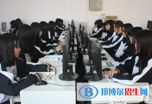 普寧興美職業(yè)技術(shù)學(xué)校2020年招生辦聯(lián)系電話