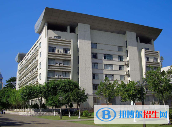 蕪湖地區(qū)衛(wèi)生學(xué)校2020年有哪些專業(yè)