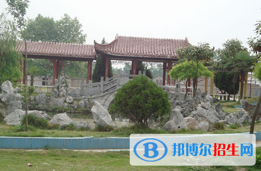 安徽霍邱師范學校怎么樣、好不好