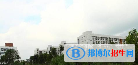 柳州地區(qū)技工學(xué)校2020年報(bào)名條件、招生要求、招生對(duì)象