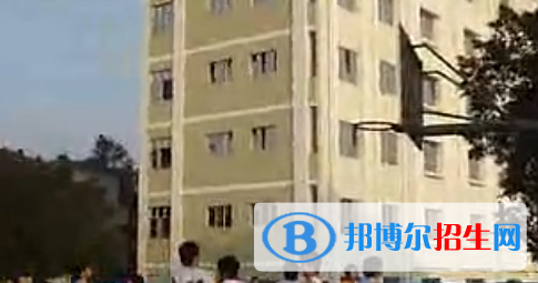 廣西玉林商貿(mào)技工學(xué)校2020年招生簡(jiǎn)章