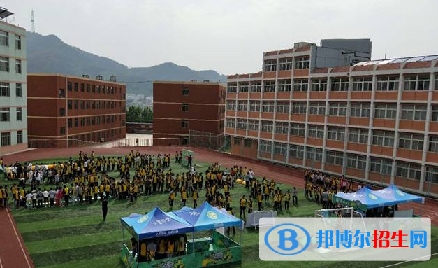 煙臺外國語實驗學(xué)校2020年招生辦聯(lián)系電話