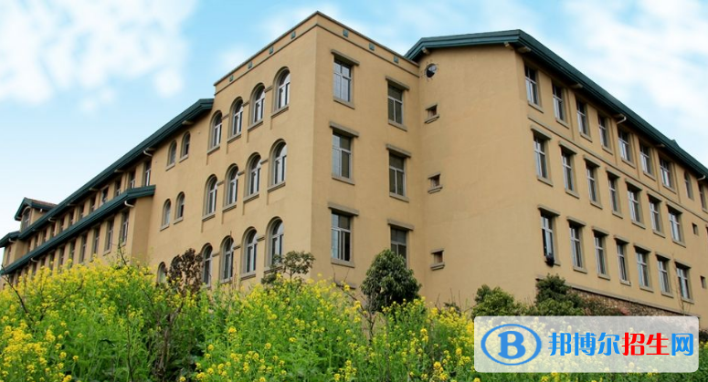 重慶2022年有哪些汽修學(xué)校比較好